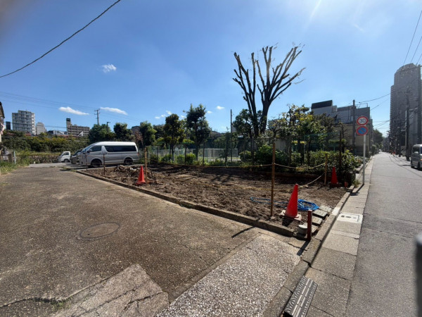 江東区大島、土地の前面道路を含む現地写真画像です