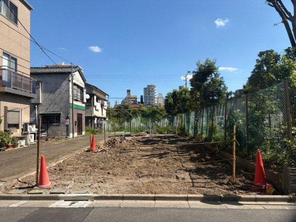 江東区大島、土地の前面道路を含む現地写真画像です