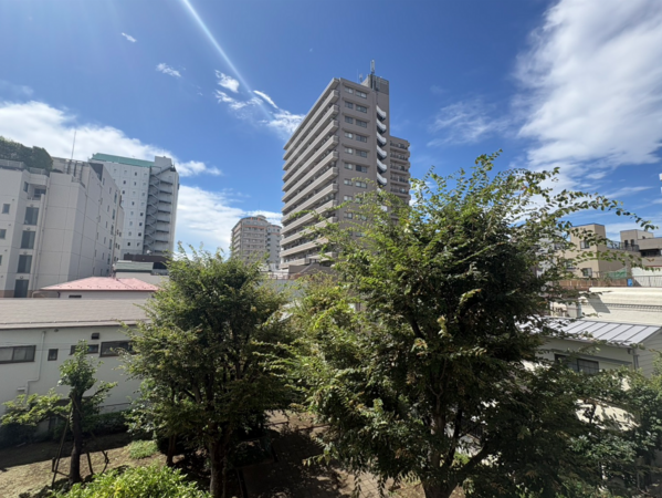 江東区白河、マンションの周辺の街並み画像です