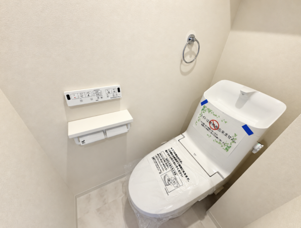 江東区南砂、マンションのトイレ画像です