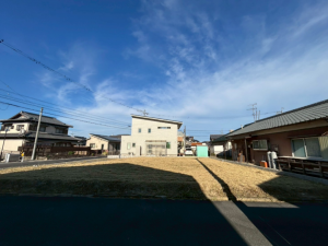 鈴鹿市岡田、土地の外観画像です