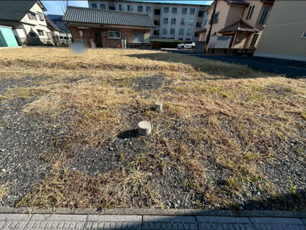 鈴鹿市岡田、土地の外観画像です