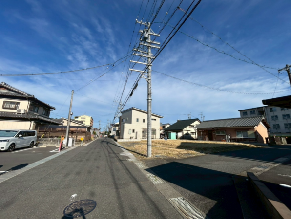 鈴鹿市岡田、土地の外観画像です
