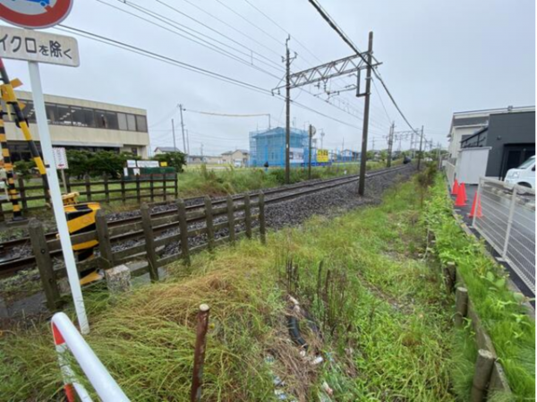 鈴鹿市十宮、土地の前面道路を含む現地写真画像です