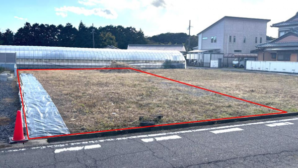 鈴鹿市国府町、土地の画像です