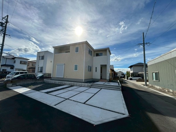 鈴鹿市稲生塩屋、新築一戸建ての外観画像です