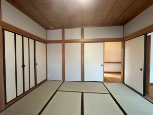 鈴鹿市岸岡町、中古一戸建ての内装画像です