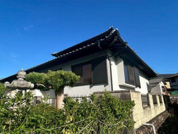 鈴鹿市岸岡町、中古一戸建ての外観画像です