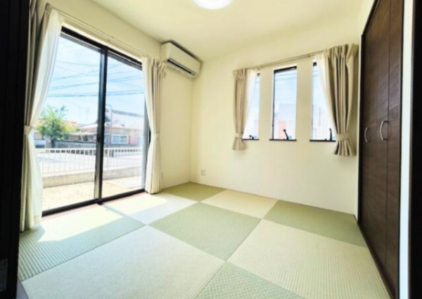 鈴鹿市稲生塩屋、中古一戸建ての内装画像です