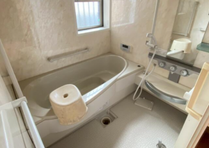 鈴鹿市小田町、中古一戸建ての風呂画像です