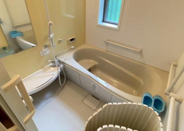 鈴鹿市小田町、中古一戸建ての風呂画像です
