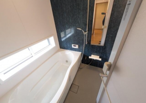 鈴鹿市住吉、中古一戸建ての風呂画像です