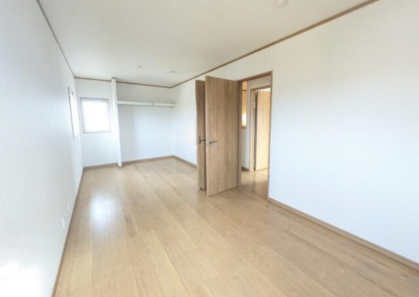 鈴鹿市住吉、中古一戸建ての内装画像です