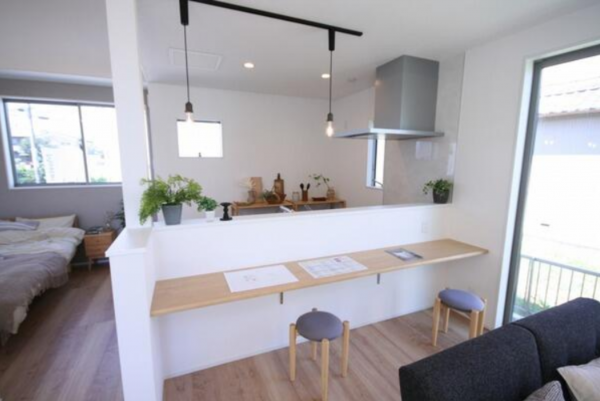 鈴鹿市算所、中古一戸建ての内装画像です