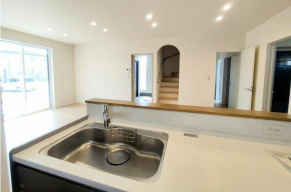 鈴鹿市東玉垣町、新築一戸建ての居間画像です