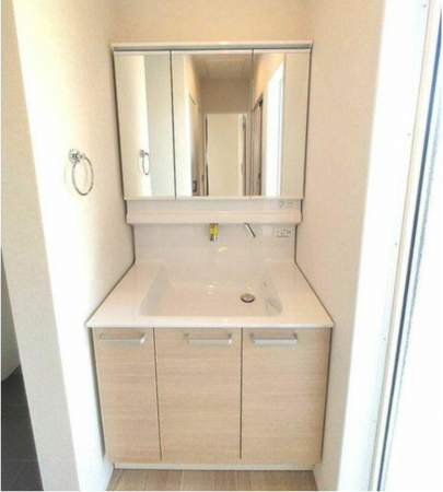 鈴鹿市東玉垣町、新築一戸建ての洗面画像です