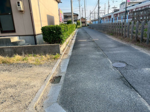 鈴鹿市長太旭町、土地の前面道路を含む現地写真画像です