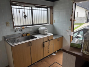 鈴鹿市高塚町、中古一戸建てのキッチン画像です