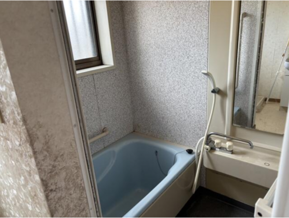 鈴鹿市高塚町、中古一戸建ての風呂画像です