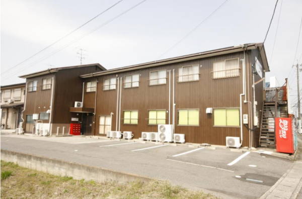 鈴鹿市西条、収益物件/寮の外観画像です