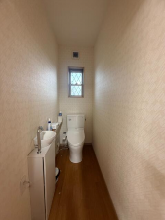 鈴鹿市伊船町、収益物件/店舗のトイレ画像です