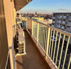 鈴鹿市庄野東、マンションのバルコニー画像です