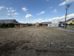 鈴鹿市秋永町、土地の前面道路を含む現地写真画像です