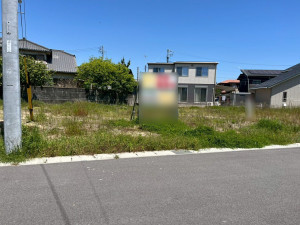 鈴鹿市北玉垣町、土地の前面道路を含む現地写真画像です