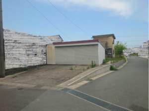 鈴鹿市寺家、土地の前面道路を含む現地写真画像です