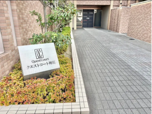 宇部市神原町、マンションの外観画像です