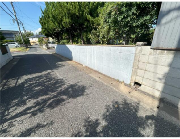 宇部市五十目山町、土地の前面道路を含む現地写真画像です
