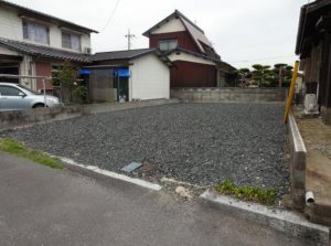 宇部市厚南北、土地の前面道路を含む現地写真画像です
