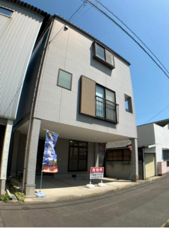 宇部市昭和町、中古一戸建ての外観画像です