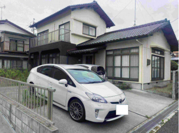 宇部市文京台、中古一戸建ての外観画像です