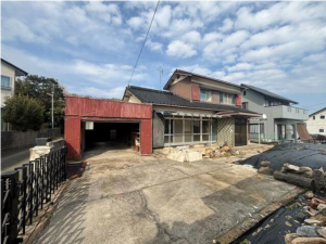 宇部市開、中古一戸建ての外観画像です