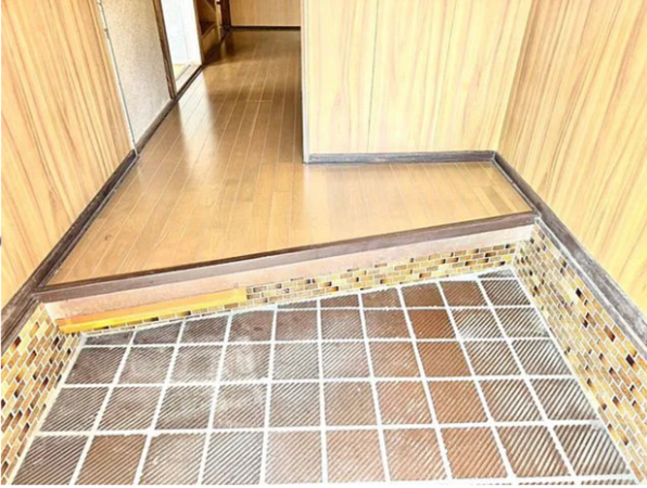 宇部市今村北、中古一戸建ての玄関画像です