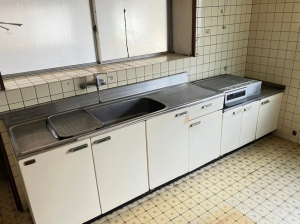 宇部市大字際波、中古一戸建てのキッチン画像です