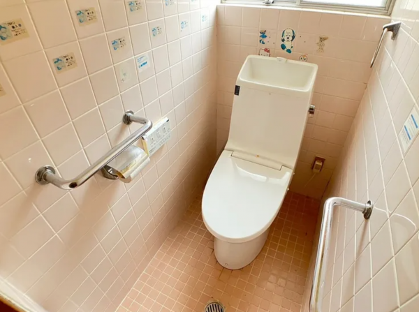宇部市大字際波、中古一戸建てのトイレ画像です