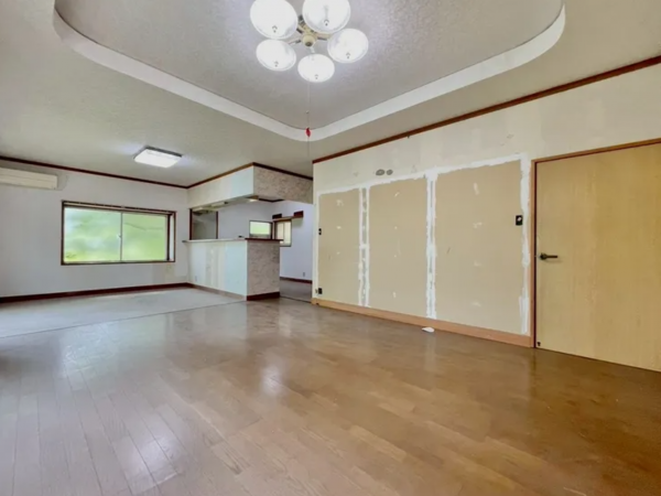 宇部市大字東岐波、中古一戸建ての内装画像です