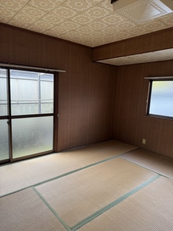 宇部市大字吉見、中古一戸建ての内装画像です