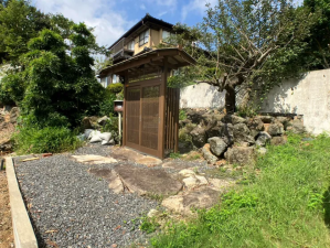 宇部市大字小串、中古一戸建ての外観画像です