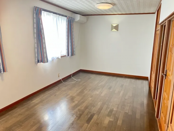 宇部市大字小串、中古一戸建ての内装画像です