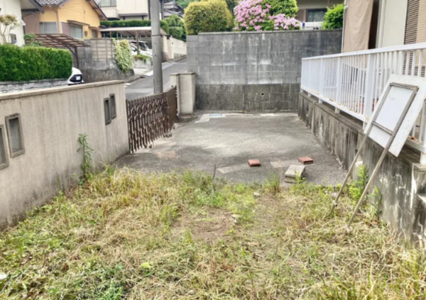 宇部市南小羽山町、中古一戸建ての外観画像です