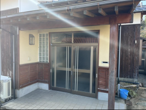 宇部市大字東岐波、中古一戸建ての玄関画像です