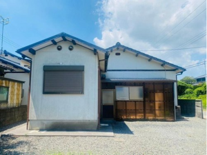 宇部市大字西岐波、中古一戸建ての外観画像です