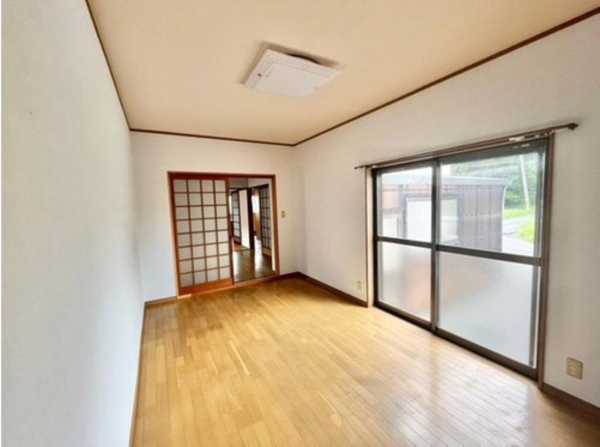 宇部市大字西岐波、中古一戸建ての内装画像です