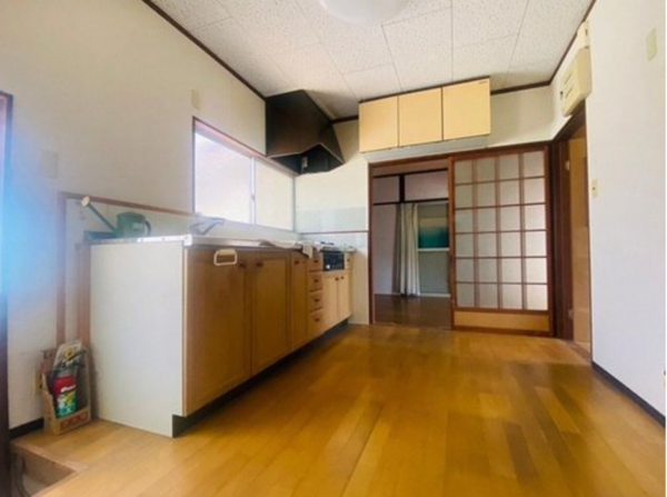 宇部市大字西岐波、中古一戸建ての内装画像です