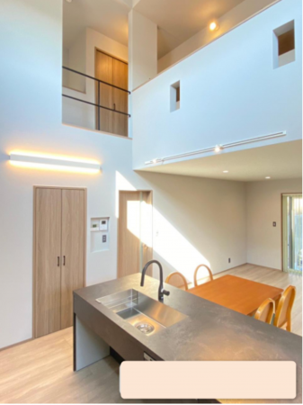 宇部市開、中古一戸建ての居間画像です