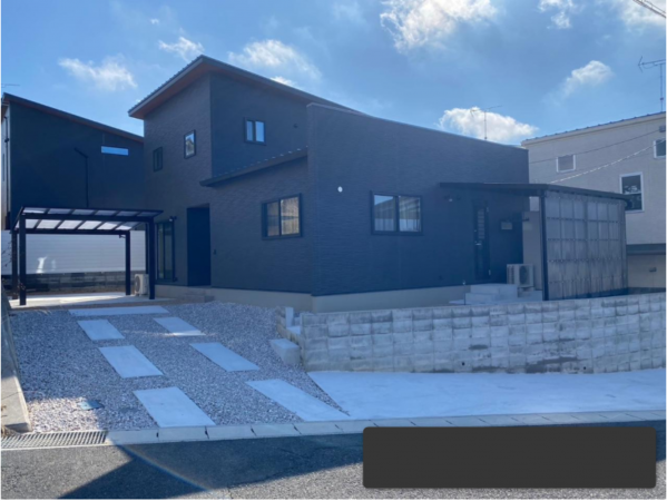 宇部市開、中古一戸建ての外観画像です