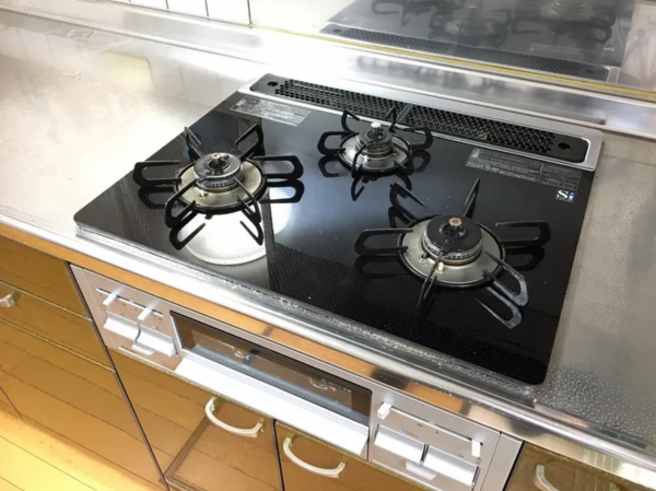 宇部市大字西岐波、中古一戸建てのキッチン画像です